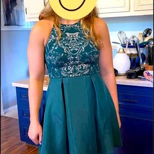 Emerald green homecoming dress. Smoke free home size 5